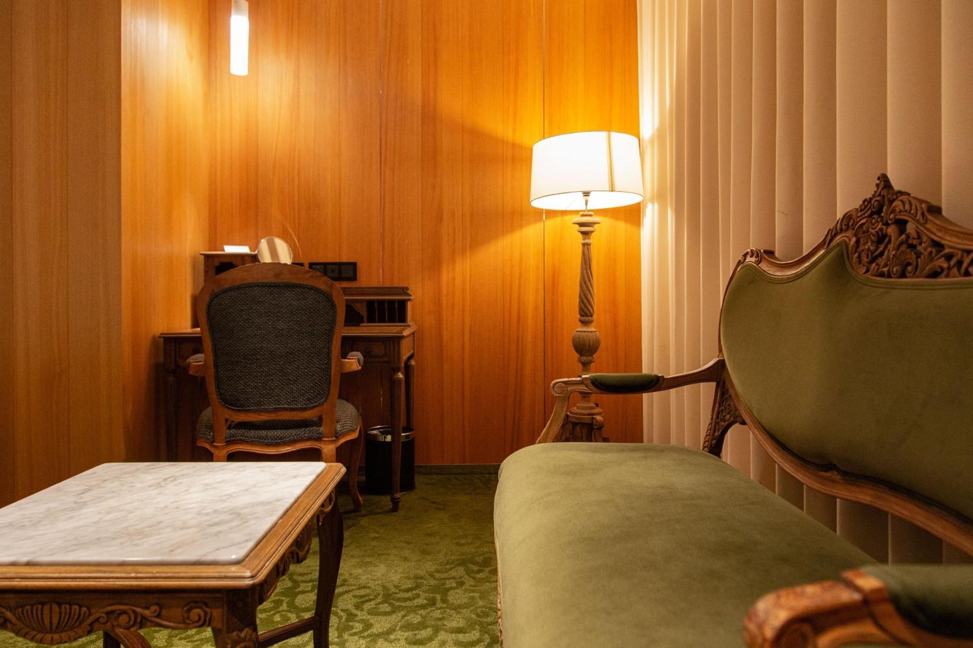 Inhouse Hotel Grand Taichung Extérieur photo