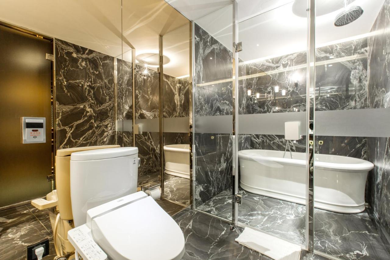 Inhouse Hotel Grand Taichung Chambre photo