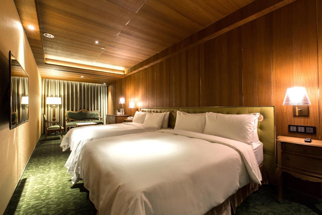 Inhouse Hotel Grand Taichung Chambre photo