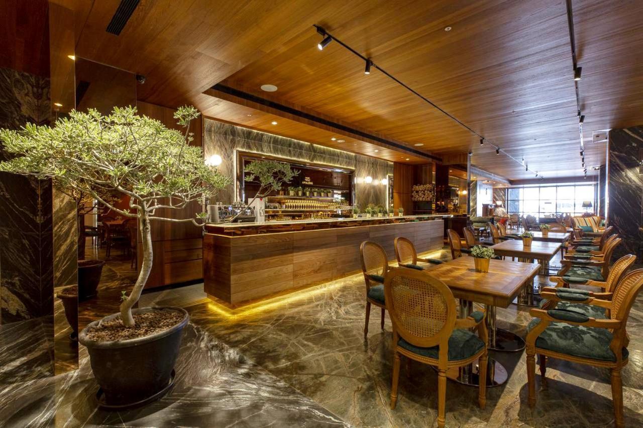 Inhouse Hotel Grand Taichung Extérieur photo