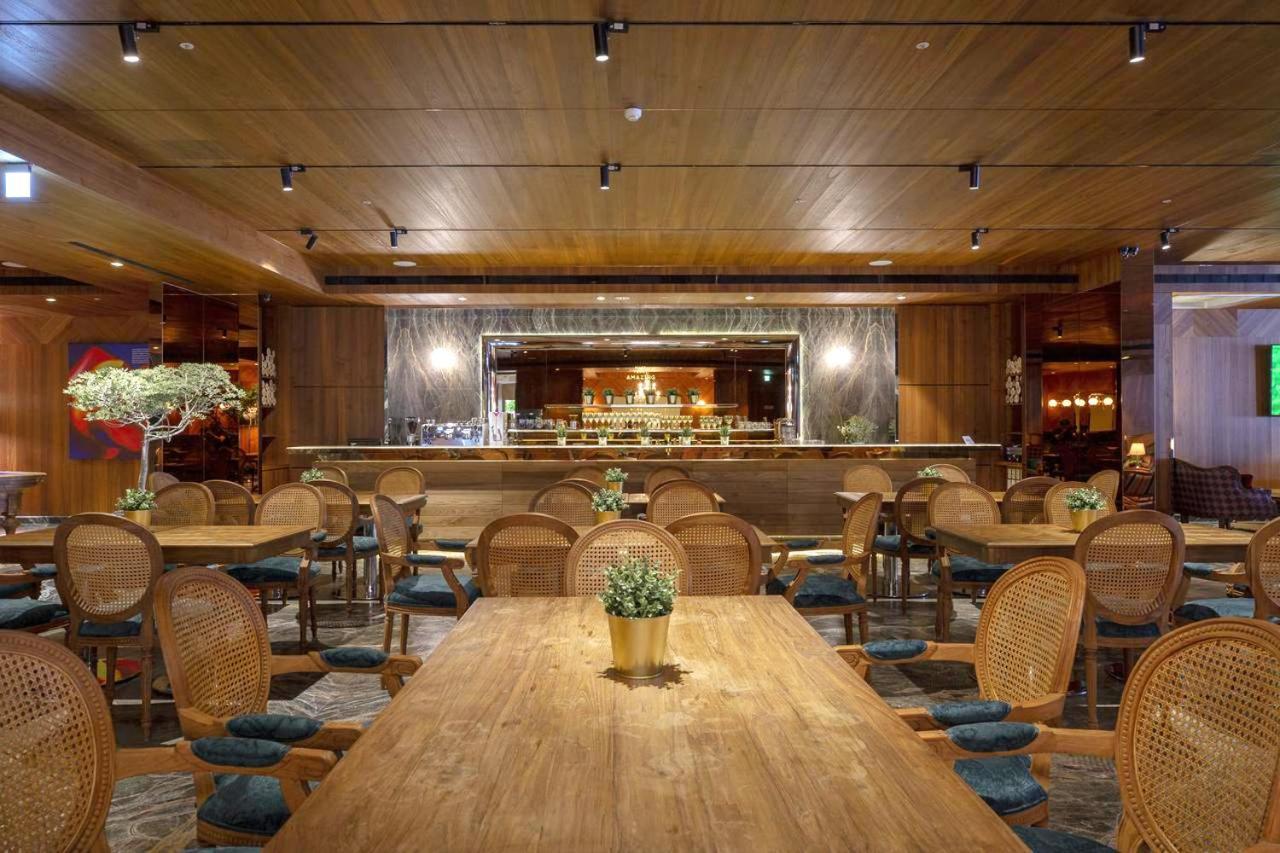 Inhouse Hotel Grand Taichung Extérieur photo